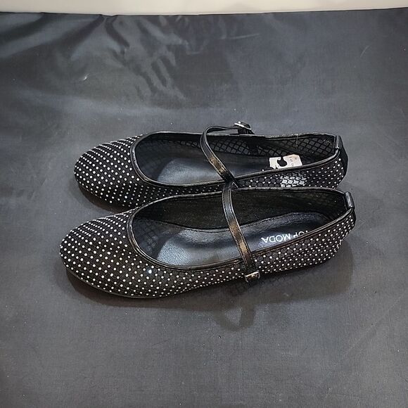 BRAND NEW TOP MODA MESH STUDDED  BUCKLE STRAP COMFORTABLE BALLERINA  FLA… - Picture 9 of 15